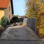 Schoene 2-raumwohnung Inklusive Infrarot-waermekabine * Grossrohrsdorf
