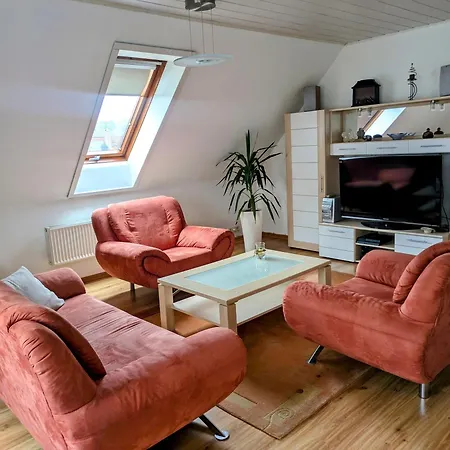 Schoene 2-raumwohnung Inklusive Infrarot-waermekabine *