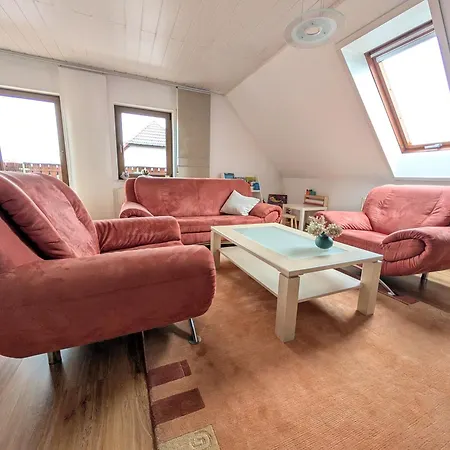 Schoene 2-raumwohnung Inklusive Infrarot-waermekabine Apartamento *